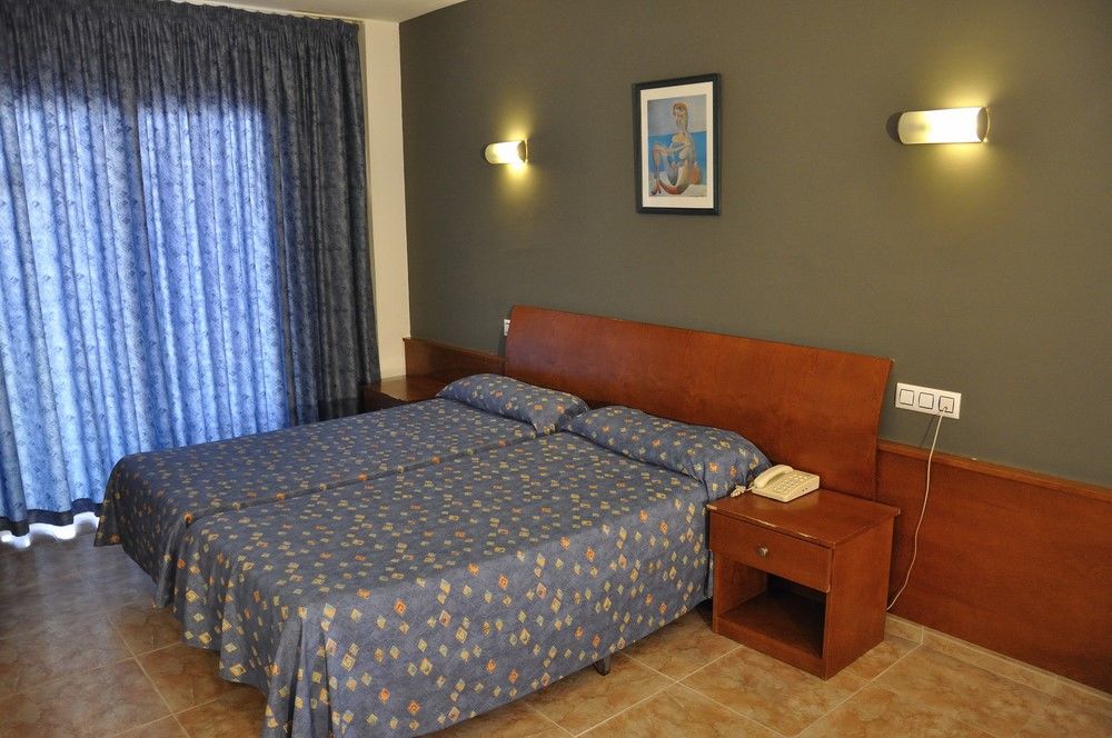 Hotel Olympus Benidorm Bagian luar foto
