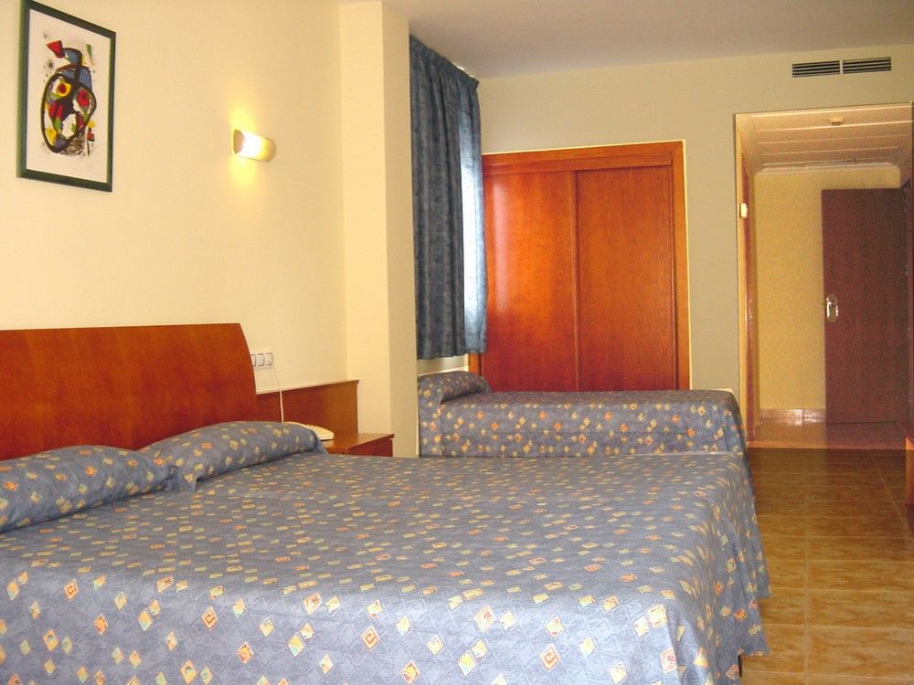 Hotel Olympus Benidorm Bagian luar foto