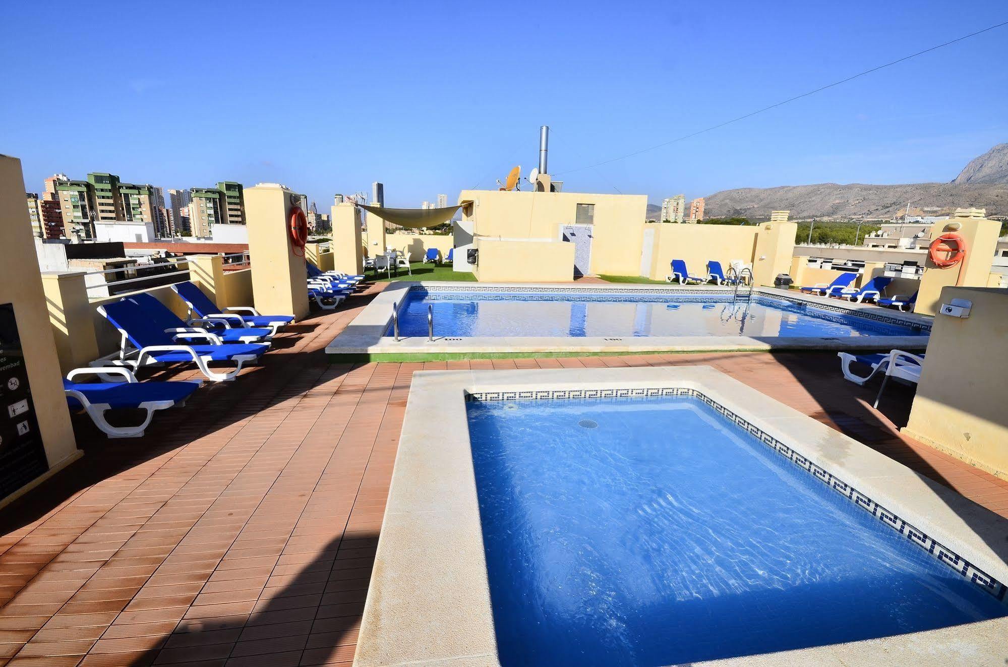 Hotel Olympus Benidorm Bagian luar foto