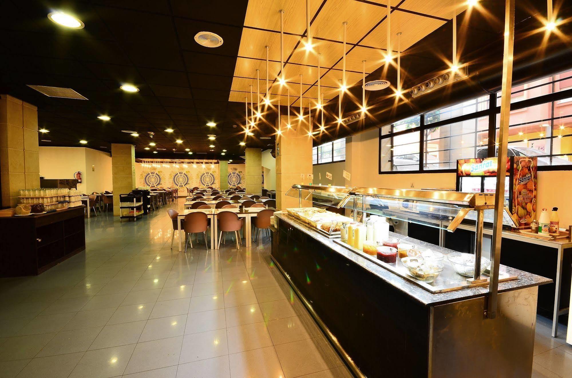 Hotel Olympus Benidorm Bagian luar foto
