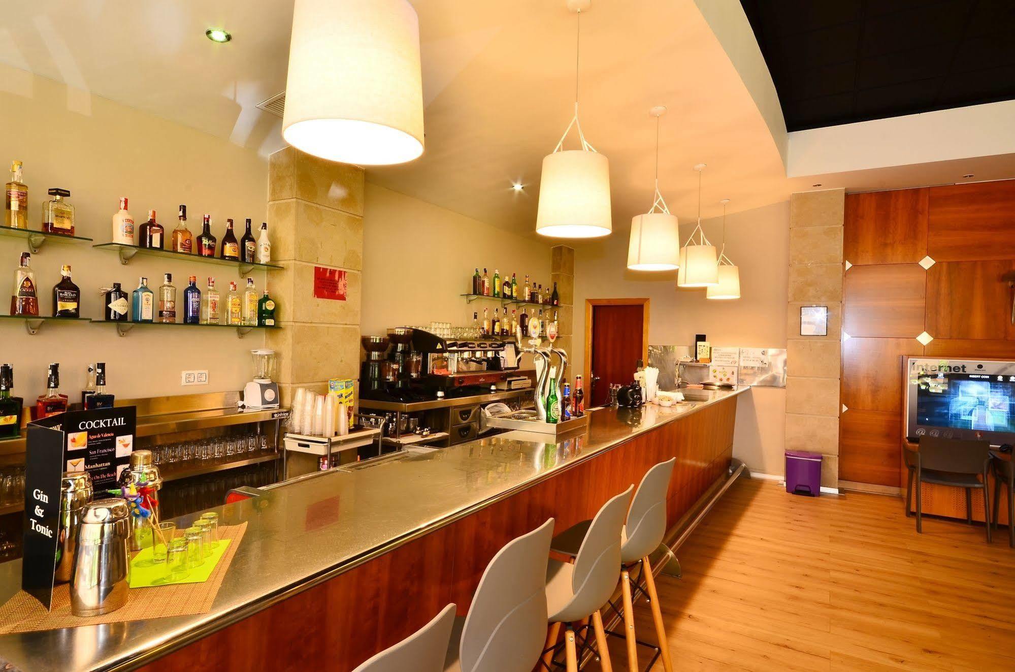 Hotel Olympus Benidorm Bagian luar foto