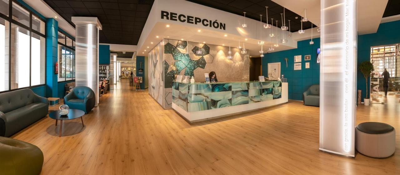 Hotel Olympus Benidorm Bagian luar foto